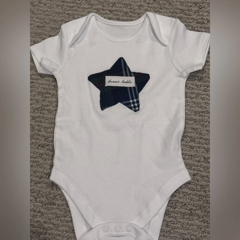 4/$20 Bonnie Laddie Onsie- NWOT